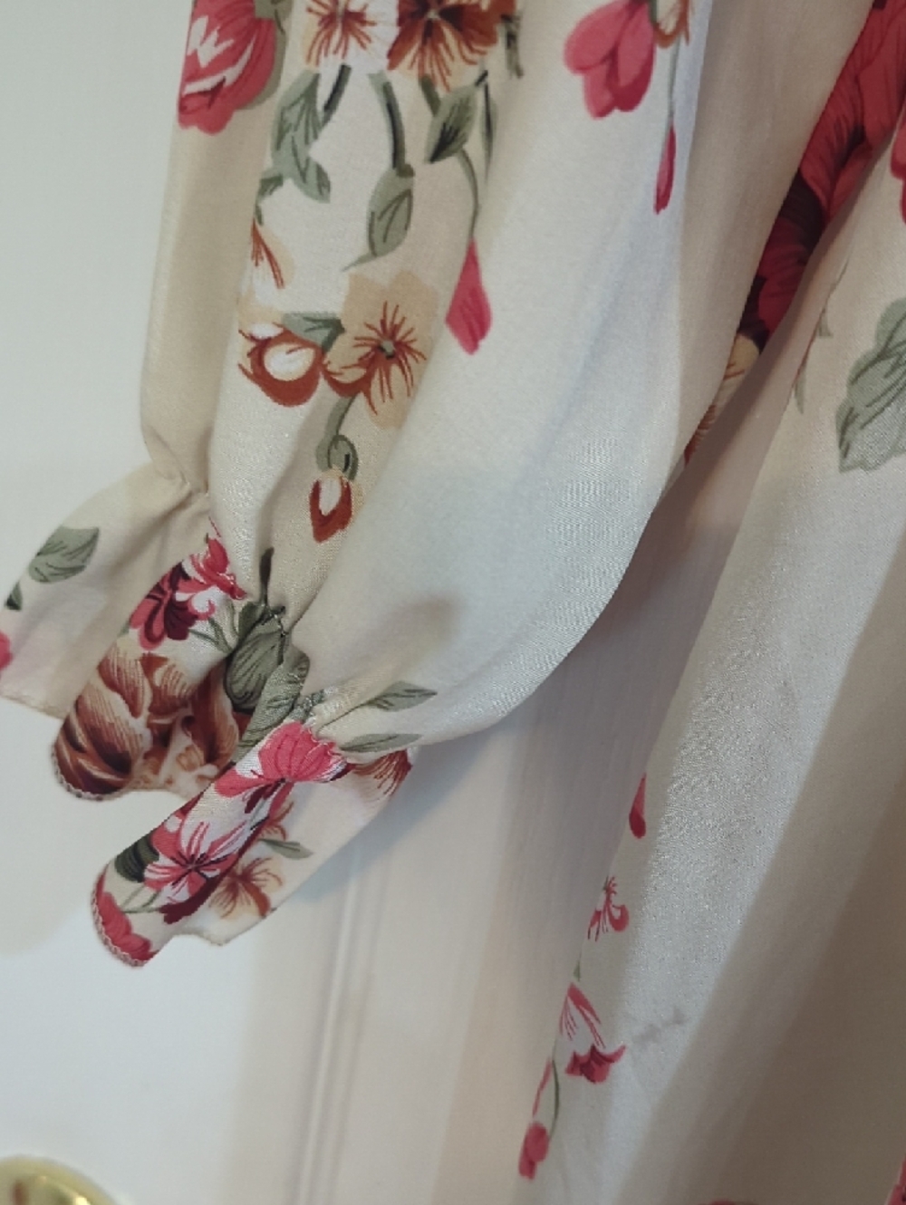 Floral Ivory and Rose Long-Sleeve Fit & Flare Dress - Picture 5 of 13